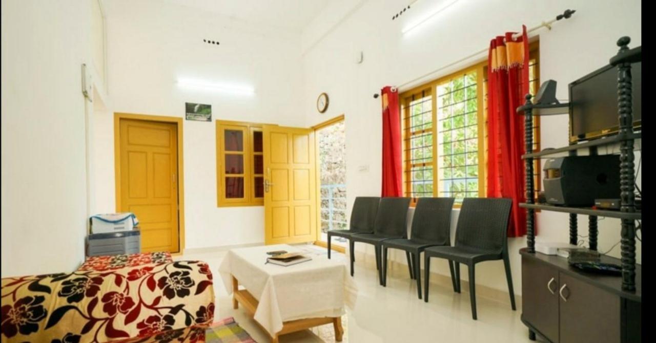 Greenpepperhomestay Munnar Anaviratty Exterior foto