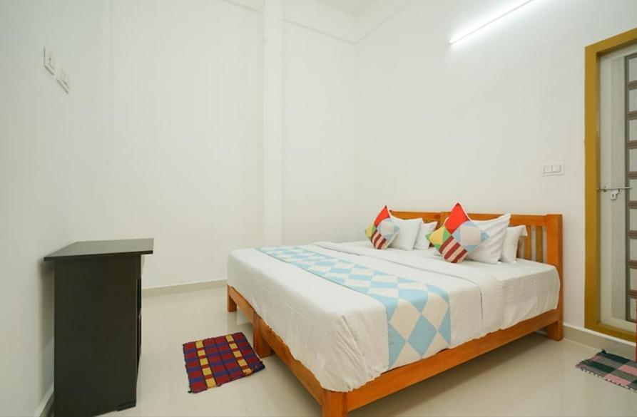 Greenpepperhomestay Munnar Anaviratty Exterior foto